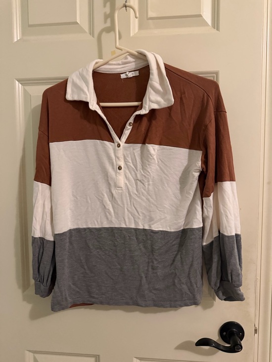 Maurices Tops - Maurices womens Colorblock Rugby Shirt - Brown White Gray